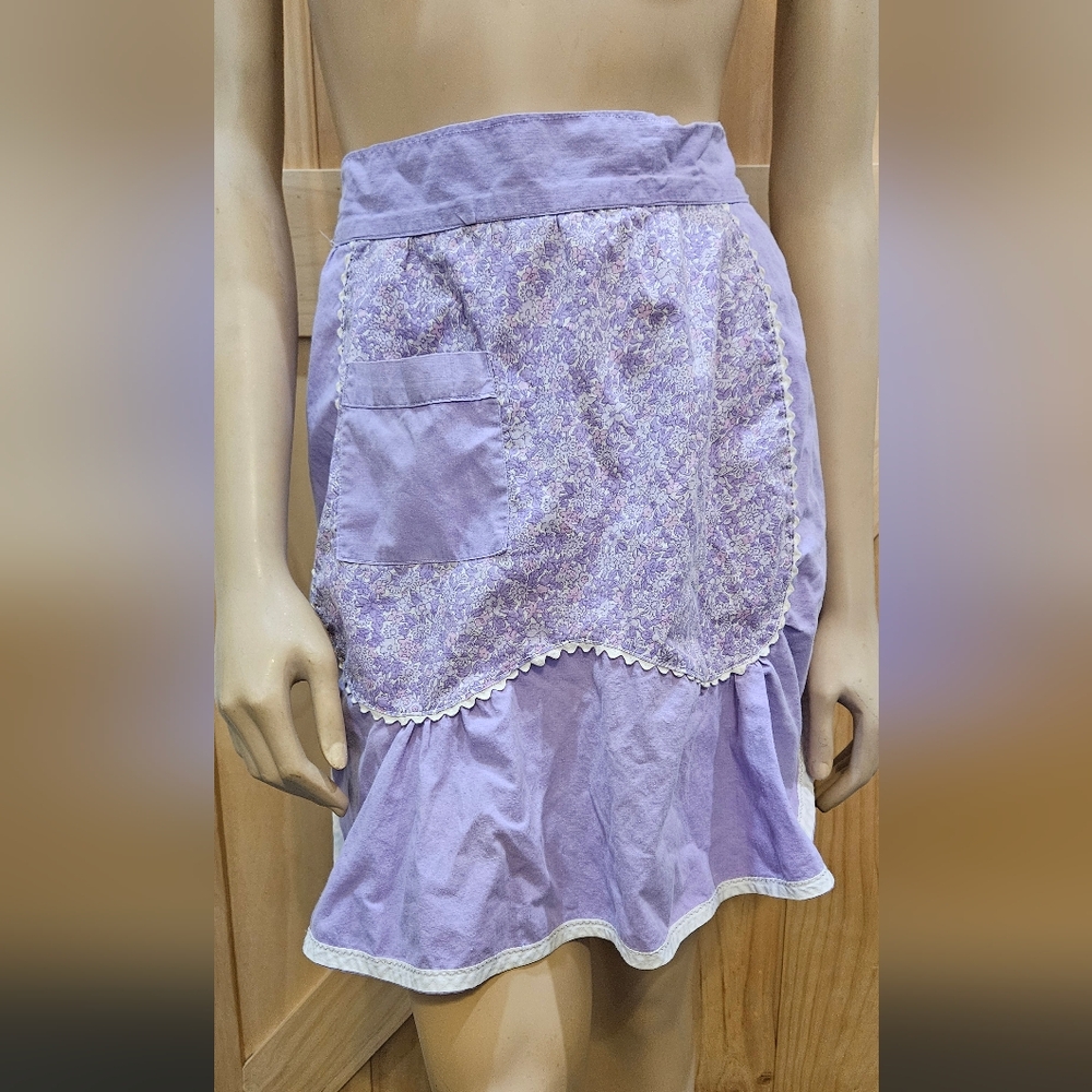 Vintage | Hand Sewn Purple Floral Print Tie Waist Apron